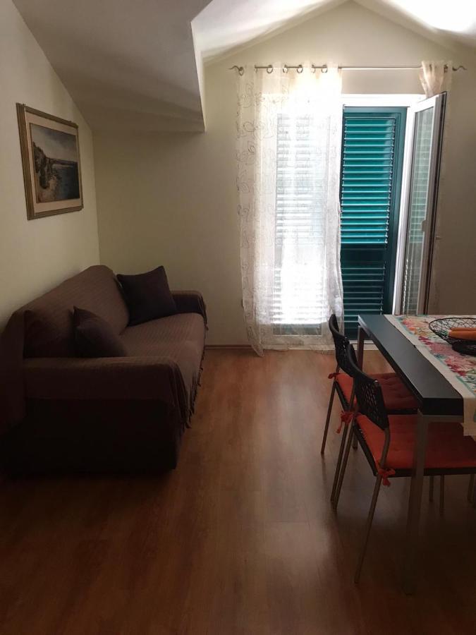 Apartmani Katarina Bol Exterior foto